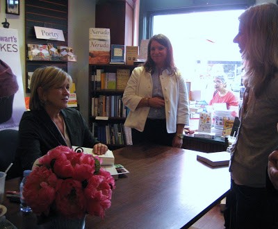 rp_beth-Martha-Talking.JPG
